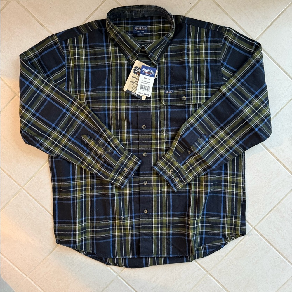 Men’s Plaid Button-Up Shirt
